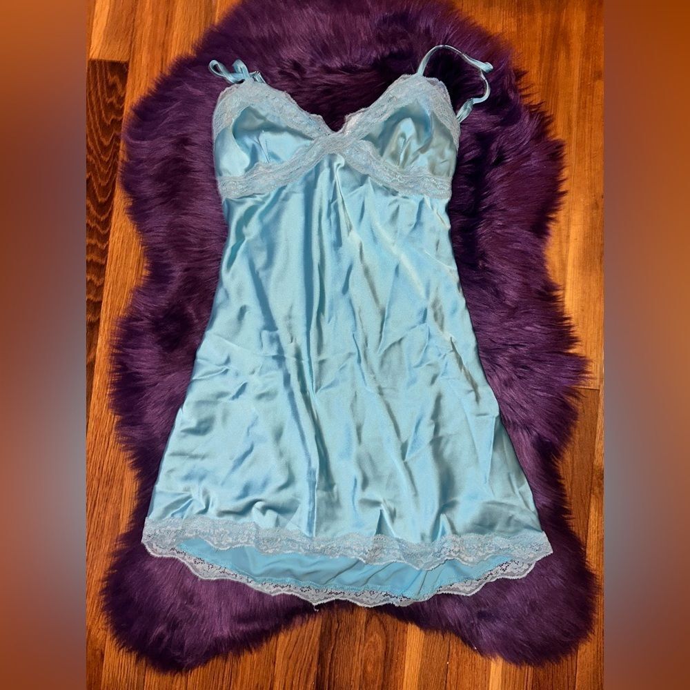 Revolve blue satin dress. Size small. Brand new. - Picture 2 of 6